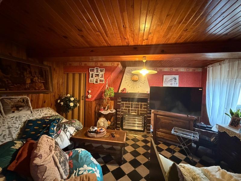 Maison de village - 233 m² - 9 pièces