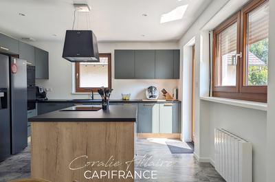 Maison - 123 m² - 6 pièces