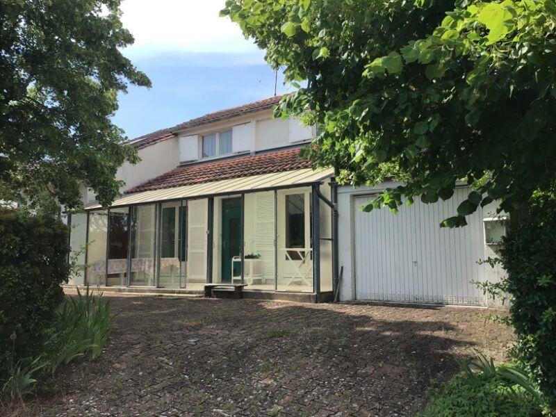 Maison - 181 m² - 8 pièces