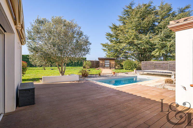 Maison - 190 m² - 8 pièces