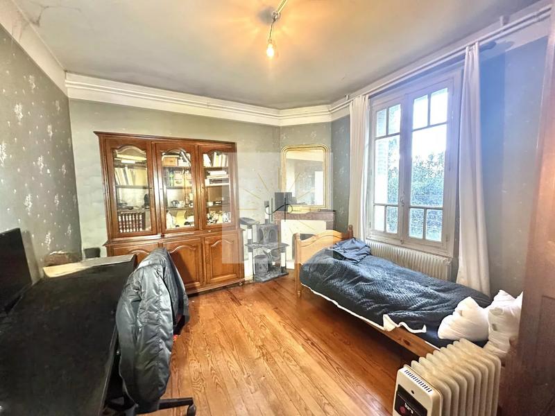 Maison - 150 m² - 9 pièces