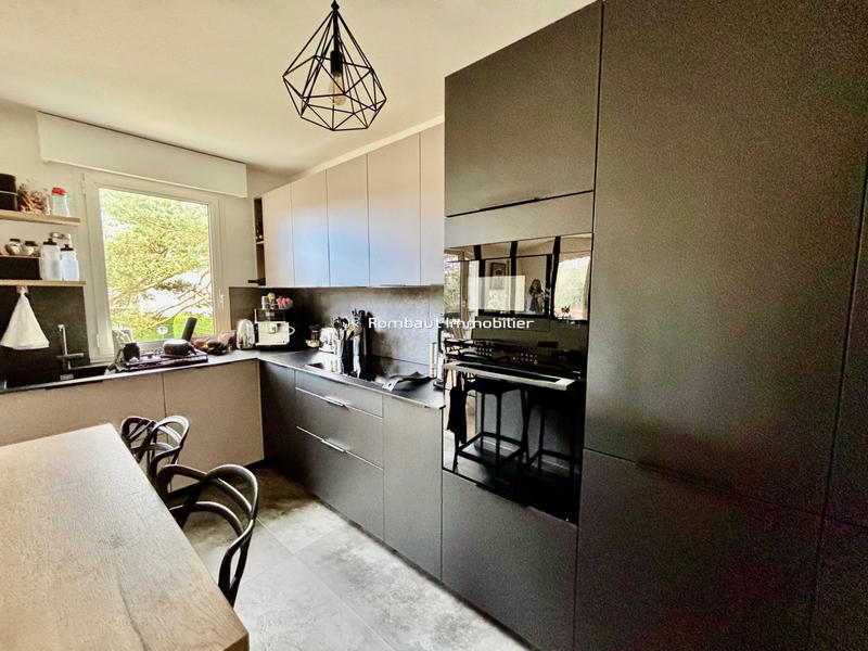 Appartement - 96 m² - 4 pièces