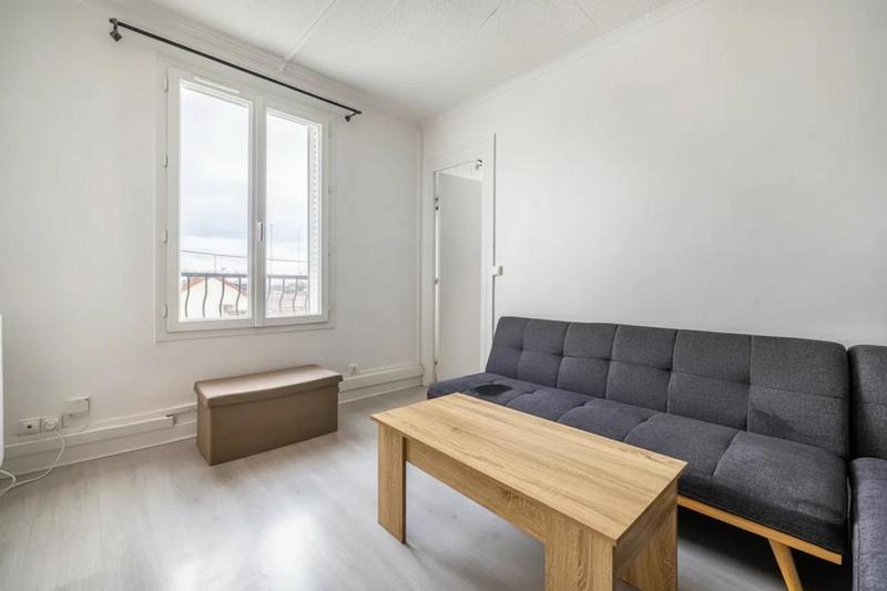 Appartement - 95 m² - 7 pièces