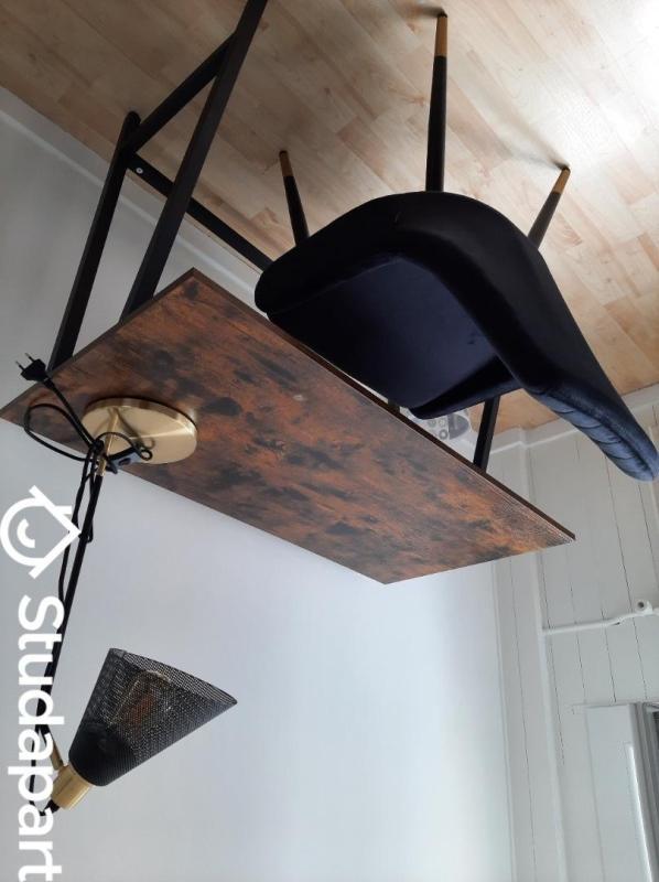 Chambre - 9 m² - 1 pièce