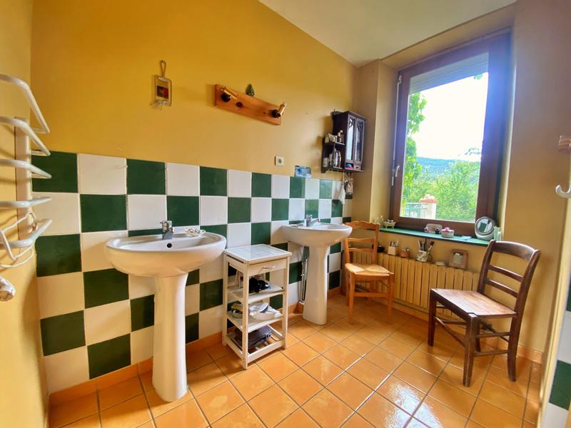 Maison ancienne - 376 m² - 8 pièces