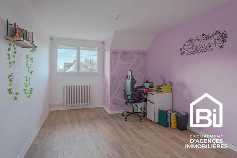 Maison - 151 m² - 5 pièces