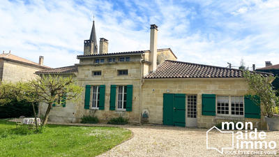 Maison - 250 m² - 7 pièces