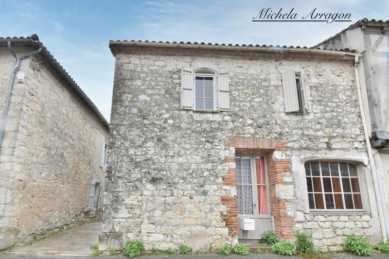 Maison en pierre - 138 m² - 6 pièces