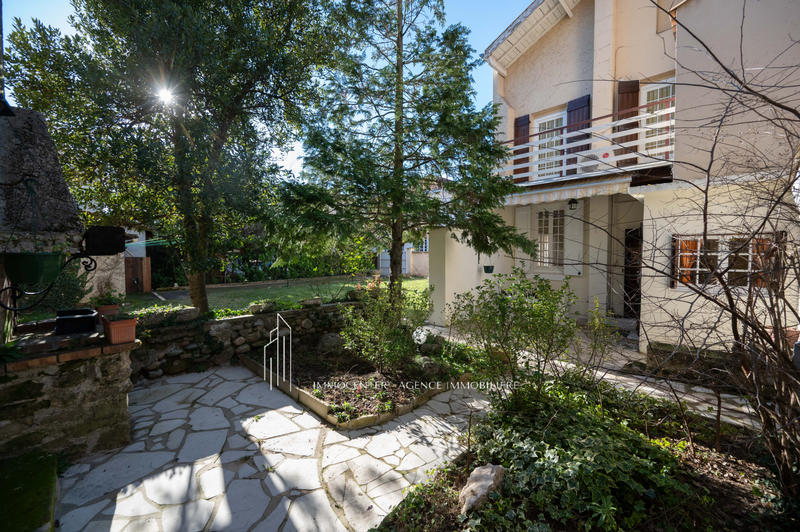 Maison - 144 m² - 6 pièces