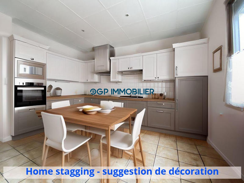 Maison traditionnelle - 94 m² - 4 pièces