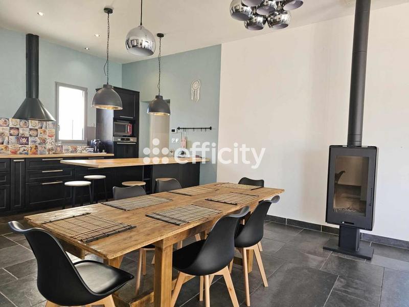 Maison - 145 m² - 4 pièces