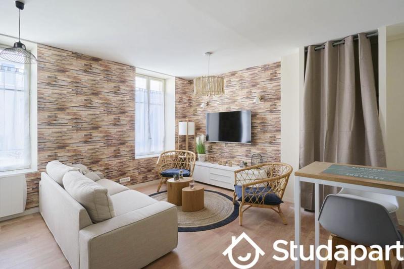 Chambre - 11 m² - 1 pièce