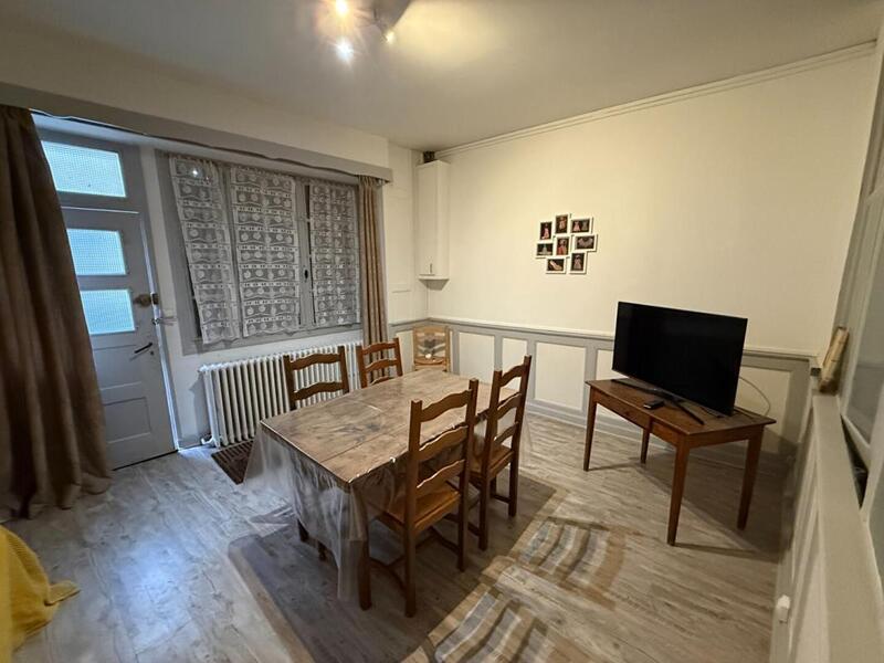 Immeuble - 228 m² - 10 pièces