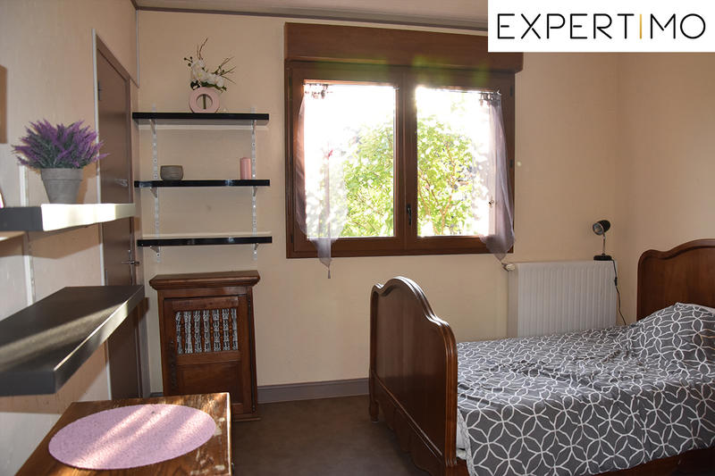 Maison - 190 m² - 9 pièces