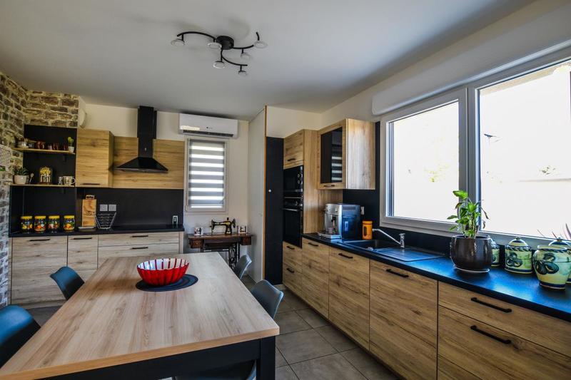 Maison - 83 m² - 4 pièces