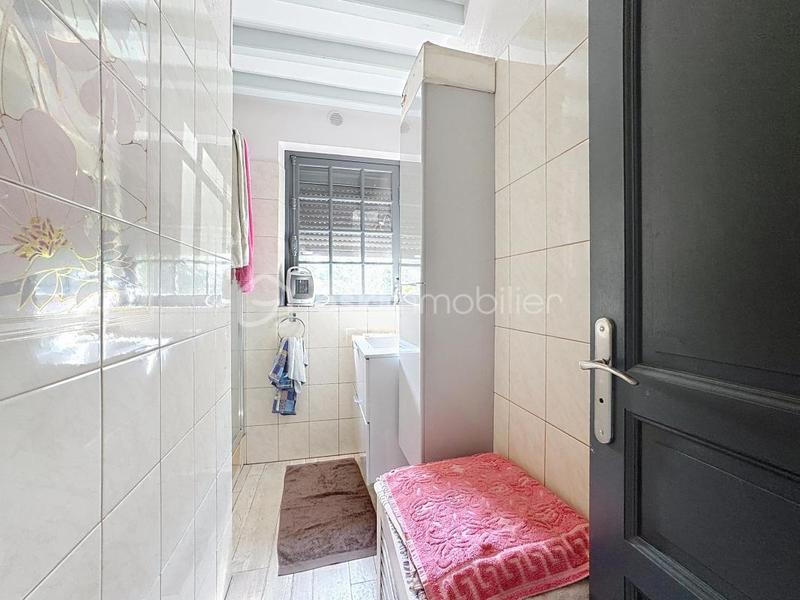 Maison - 164 m² - 7 pièces