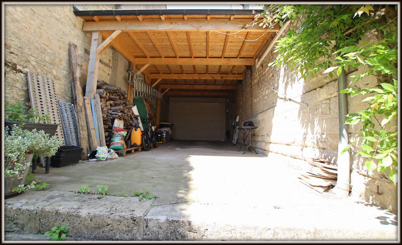 Maison - 370 m² - 11 pièces