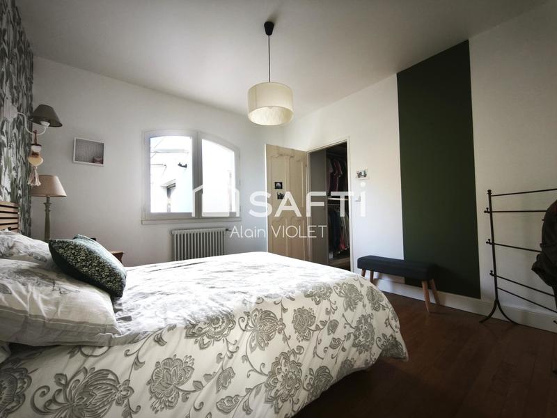 Maison - 190 m² - 6 pièces