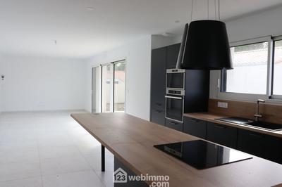 Maison - 111 m² - 6 pièces