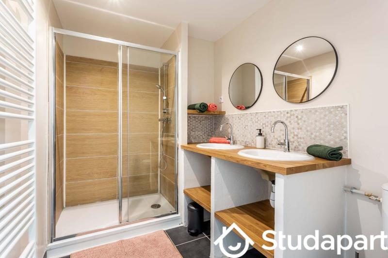 Chambre - 12 m² - 1 pièce