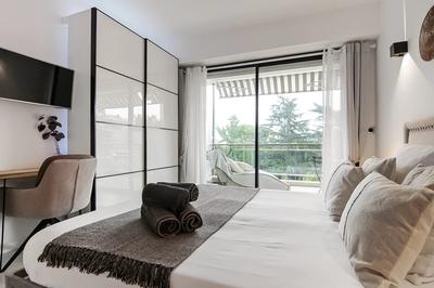 Appartement - 81 m² - 3 pièces