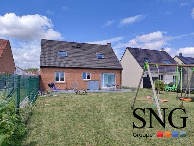 Villa - 99 m² - 4 pièces