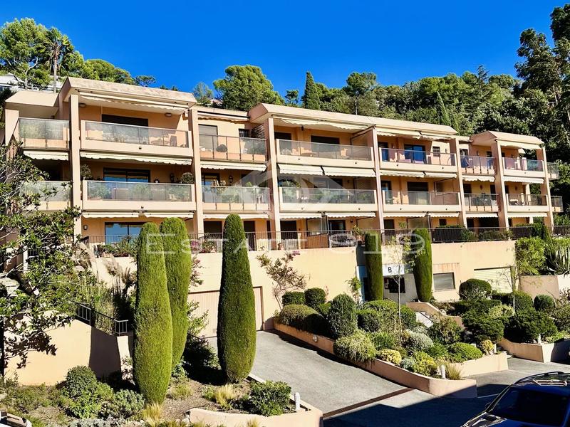 Appartement - 80 m² - 3 pièces