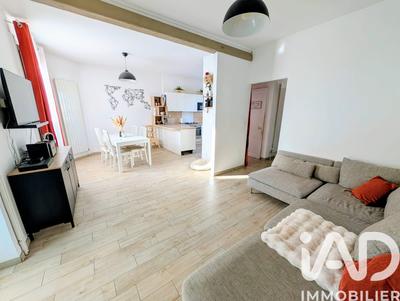 Maison - 85 m² - 5 pièces