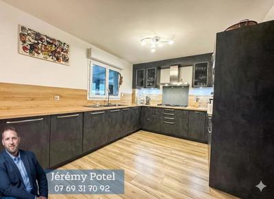 Pavillon - 165 m² - 6 pièces