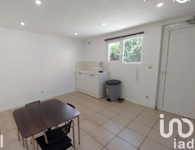 Maison - 94 m² - 7 pièces