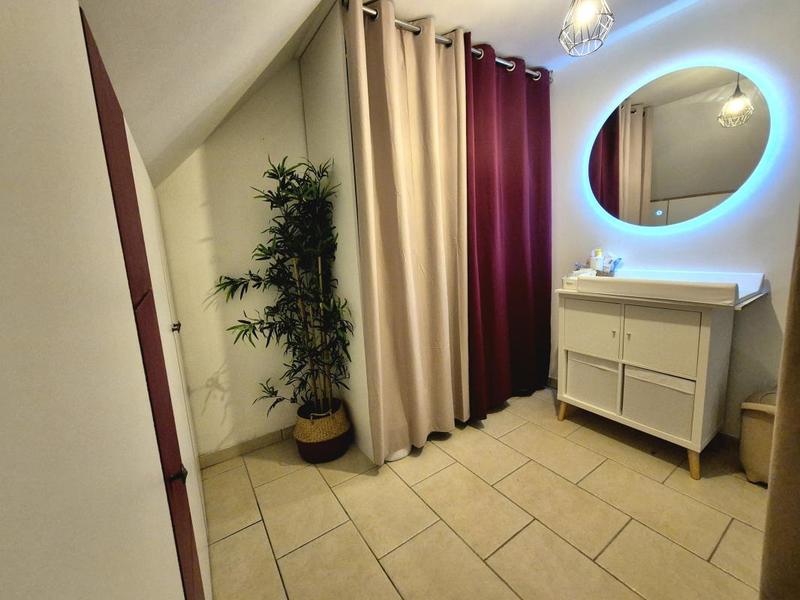 Pavillon - 120 m² - 6 pièces