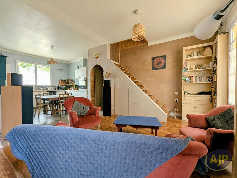 Maison - 146 m² - 6 pièces