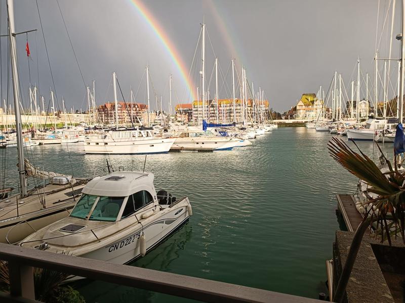 Appartement - 100 m² - 6 pièces