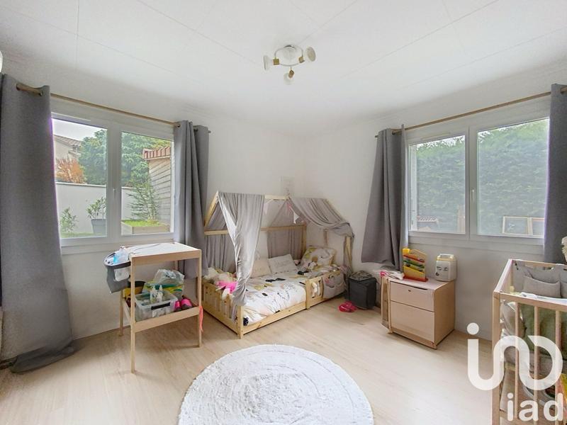 Maison - 211 m² - 8 pièces