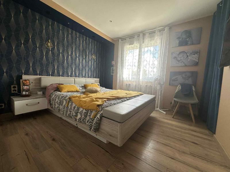 Maison - 143 m² - 7 pièces