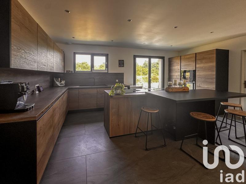 Maison - 150 m² - 7 pièces