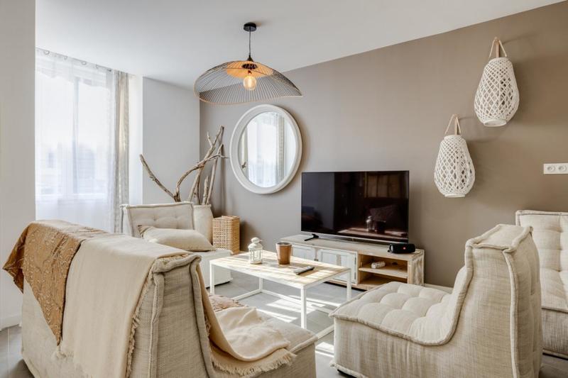 Maison en pierre - 171 m² - 10 pièces