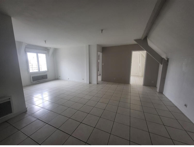 Appartement - 75 m² - 3 pièces