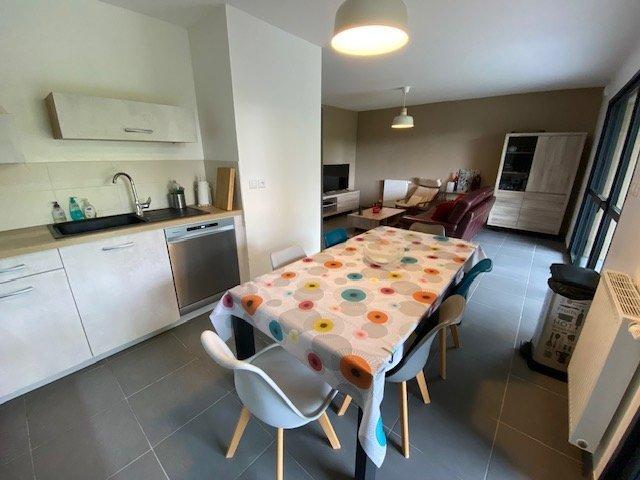 Appartement - 87 m² - 5 pièces