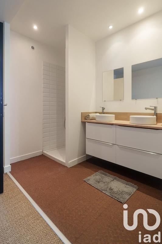 Appartement - 75 m² - 3 pièces