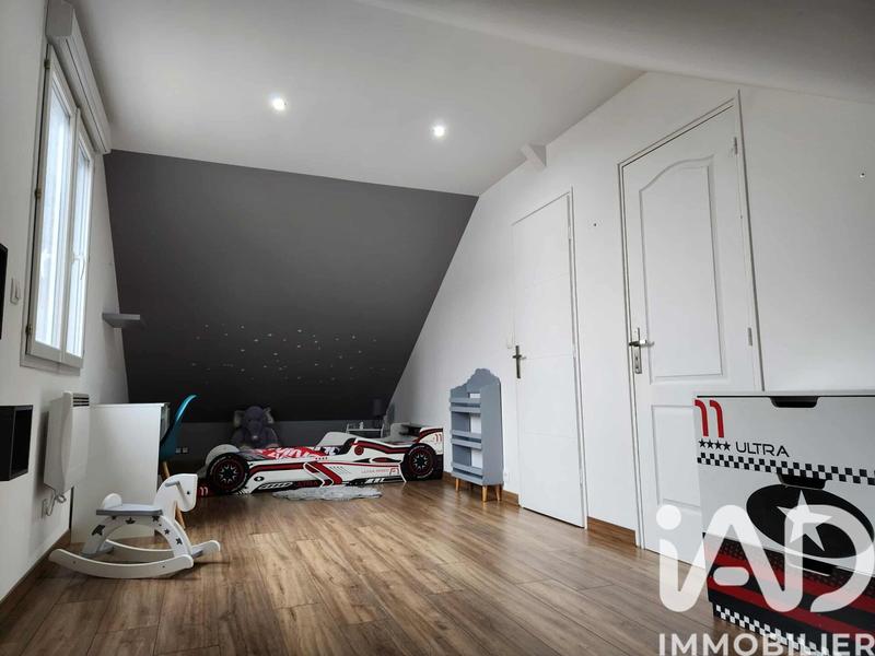 Maison - 192 m² - 6 pièces