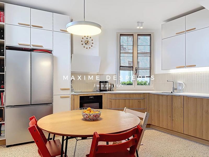 Appartement - 121 m² - 4 pièces