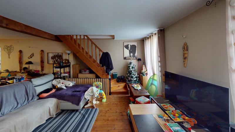 Immeuble - 5 pièces