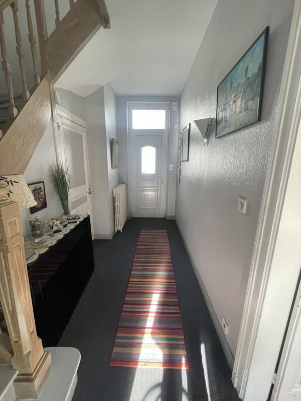 Maison ancienne - 180 m² - 9 pièces