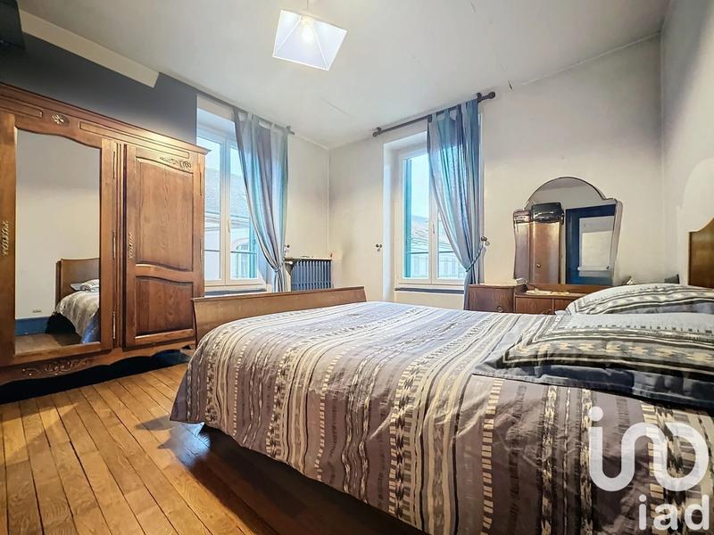 Maison - 209 m² - 10 pièces