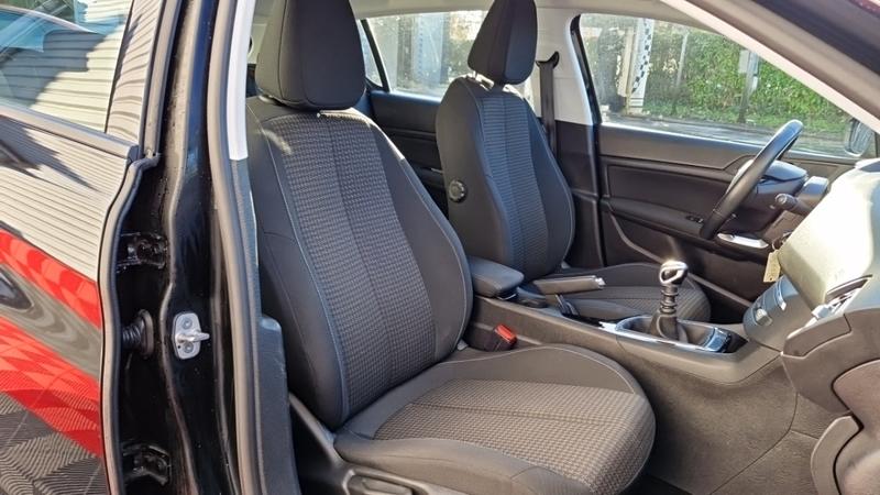 Peugeot 308 puretech 110ch ss bvm6 active business