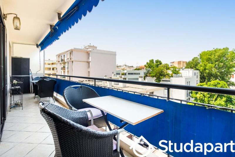 Appartement - 75 m² - 3 pièces