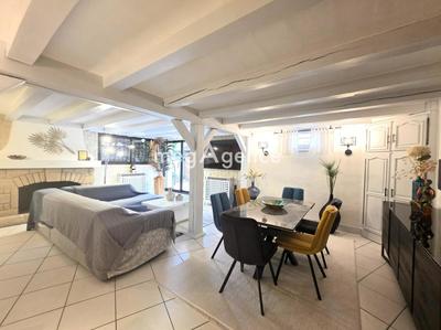 Maison - 120 m² - 6 pièces