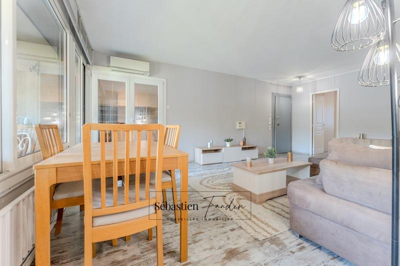 Appartement - 71 m² - 4 pièces