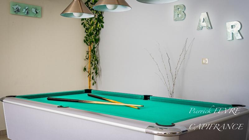 Maison - 237 m² - 8 pièces